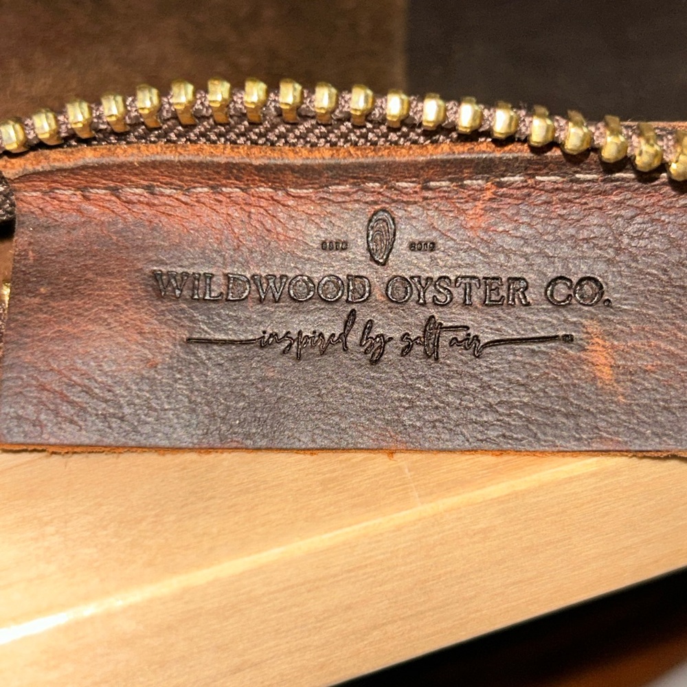 Wildwood Oyster Co. Brown Leather Crossbody - Picture 2 of 13